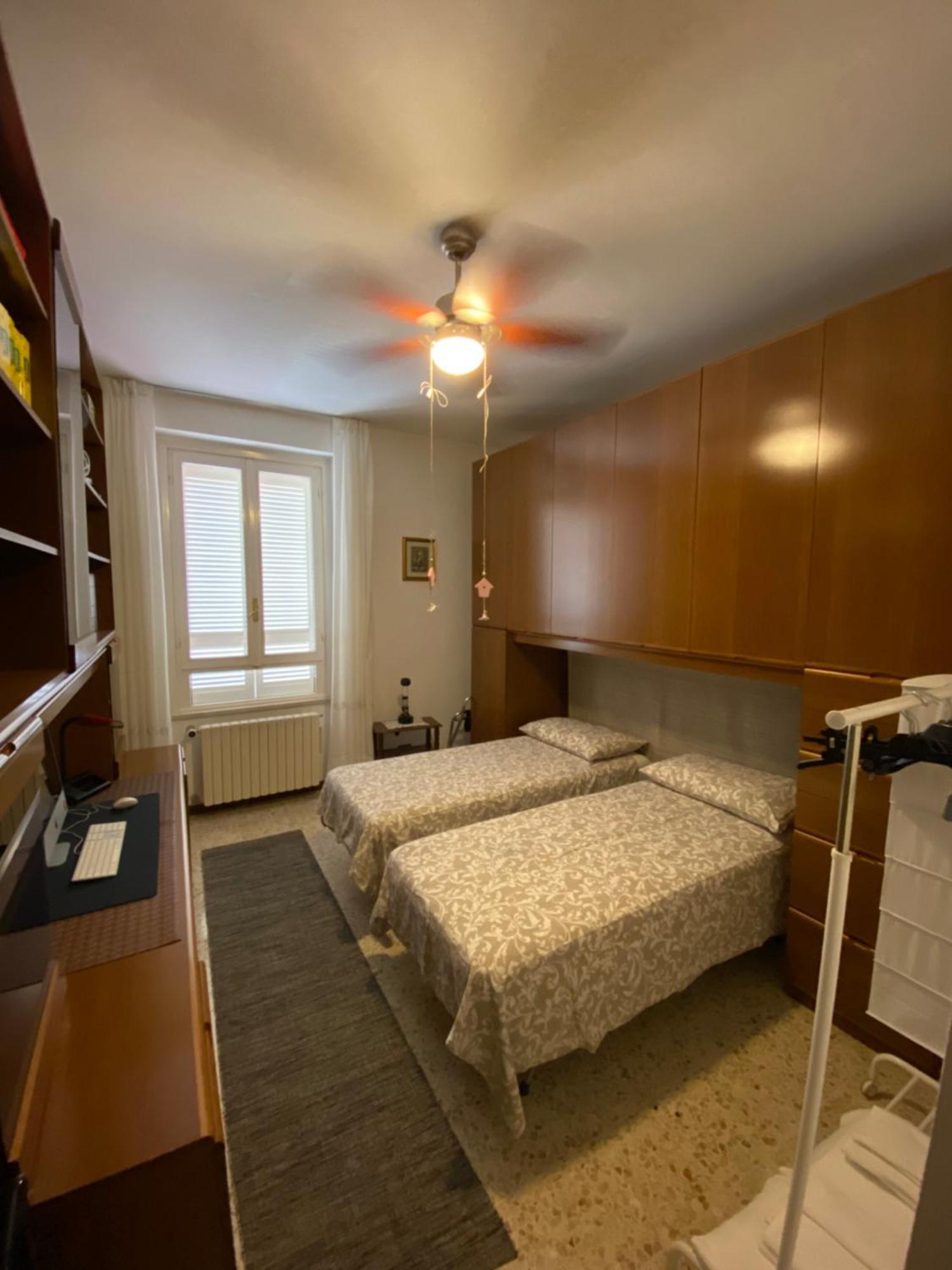 La Casa Rosa By Roby&Silvy Apartment Bellano Bagian luar foto
